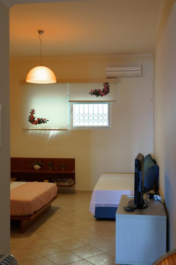 Loutsa By The Sea Apartment Ngoại thất bức ảnh